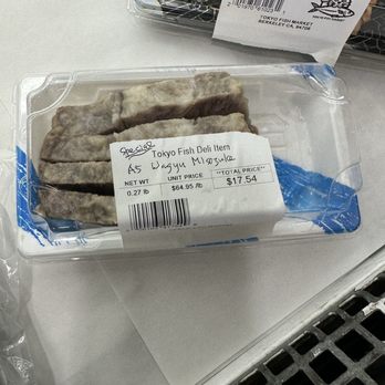 Tokyo Fish Market - Seafood Markets Near Me - Berkeley, California