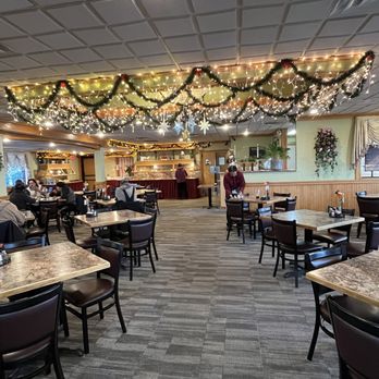 Ho Ho Gourmet - Seating - Chinese Near Me - Saint Paul, Minnesota