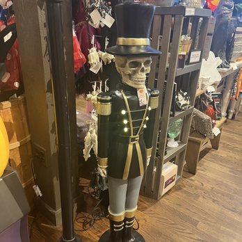 Cracker Barrel Old Country Store - Look at Mr Bones! Very dapper! August 2026 - American Near Me - Bradenton, Florida Cracker Barrel Old Country Store - Look at Mr Bones! Very dapper! August 2026 - American Near Me - Bradenton, Florida