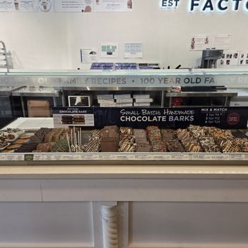 MilkShake Factory Stone Oak - Ice Cream & Frozen Yogurt Near Me - San Antonio, Texas