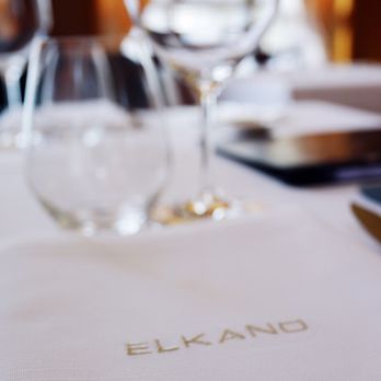 Elkano - Place setting - Seafood Near Me - Getaria, SS
