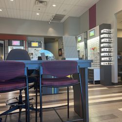 Advanced Eyecare - The decor is beautiful