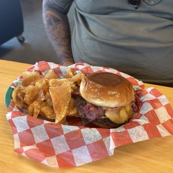 Hana Hou Restaurant - Smash Burger - Comfort Food Near Me - Naalehu, Hawaii Hana Hou Restaurant - Smash Burger - Comfort Food Near Me - Naalehu, Hawaii
