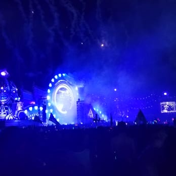 Electric Daisy Carnival - The Chainsmokers is coming out at Kinetic Temple! - Festivals Near Me - Clark, Nevada