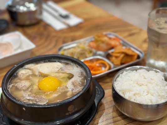 Kukje Supermarket by null