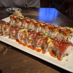 Hyuga Sushi - El Diablo Roll & El Fuego Roll