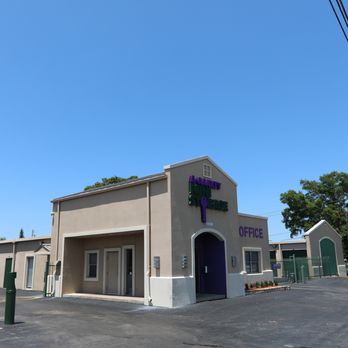 A-AAAKey Mini Storage - Key Storage Office - Self Storage Near Me - Clearwater, Florida A-AAAKey Mini Storage - Key Storage Office - Self Storage Near Me - Clearwater, Florida