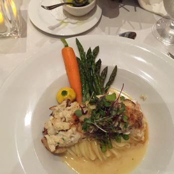 Cielo Restaurant - Local black grouper with lump crabmeat - New American Near Me - Sanibel, Florida