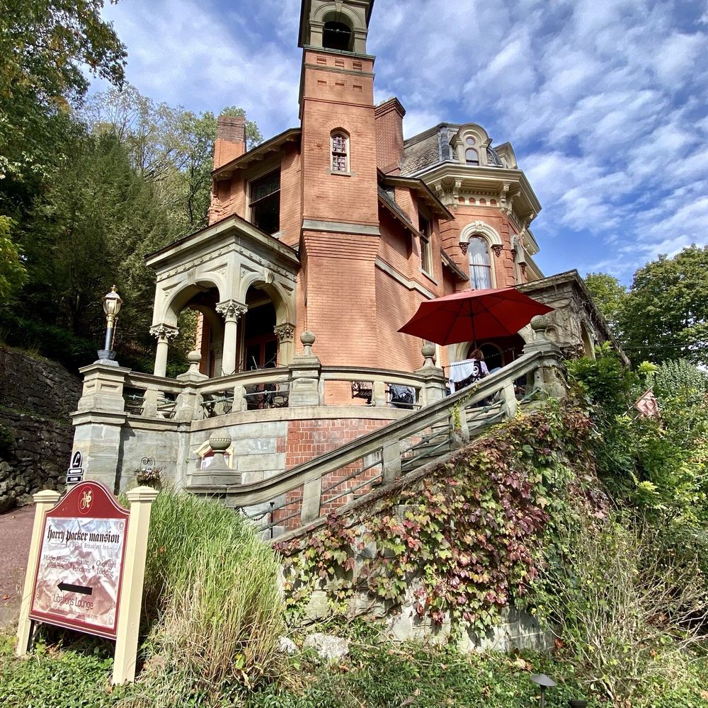 Harry Packer Mansion Inn - Bed & Breakfast Near Me - Jim Thorpe, Pennsylvania Harry Packer Mansion Inn - Bed & Breakfast Near Me - Jim Thorpe, Pennsylvania