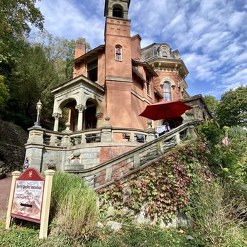 Harry Packer Mansion Inn - Bed & Breakfast Near Me - Jim Thorpe, Pennsylvania Harry Packer Mansion Inn - Bed & Breakfast Near Me - Jim Thorpe, Pennsylvania
