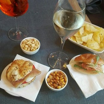 Il Bottegone - Wine Bars Near Me - Florence, FI