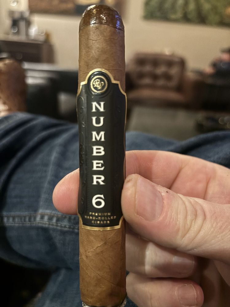 CLUB HUMIDOR Updated August 2024 41 Photos & 39 Reviews 2235