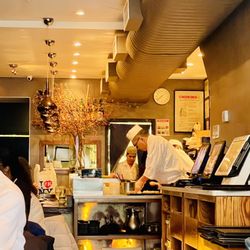 Ki Sushi - Sushi bar area