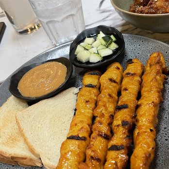 Kin Long Beach - Chicken Satay - Thai Near Me - Long Beach, California