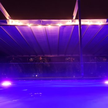 Clarion Hotel Post - Nightime pooltime! - Hotels Near Me - Göteborg, O