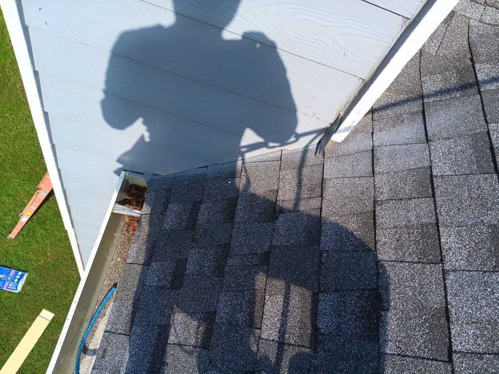 Slide of Cruz Roofing