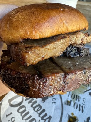 Famous Dave's Quick 'Que by null