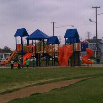 Guenser Park - Parks Near Me - Torrance, California