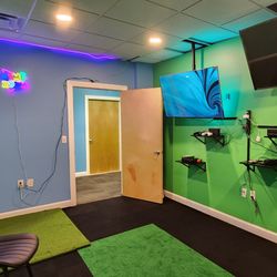 Stations Golf - XBOX & Nintendo Switch Gameroom