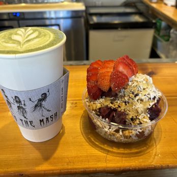 Islands Cafe - Coffee & Tea Near Me - White Rock, British Columbia