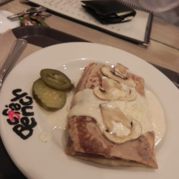Cafe Bench - Cafes Near Me - Flushing, New York