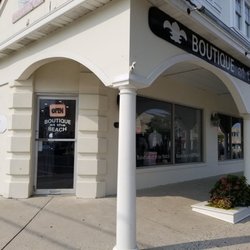 Boutique At the Beach - Entrance