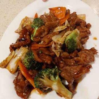Chuan Lu Garden - Stir-Fried steak and vegetables $13.99 was excellent - Chinese Near Me - Orlando, Florida Chuan Lu Garden - Stir-Fried steak and vegetables $13.99 was excellent - Chinese Near Me - Orlando, Florida