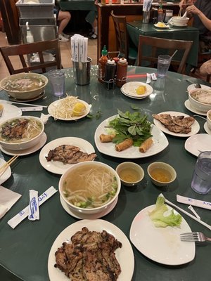 Thái Sơn by null
