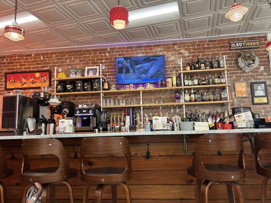 Majoria's Commerce Restaurant by null