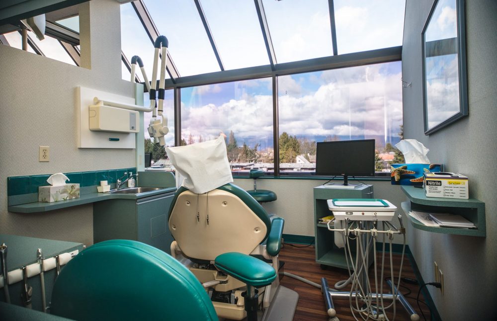 KITSILANO ENDODONTICS Updated July 2024 4022150 West Broadway