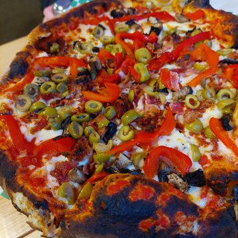 Meric's Woodfire Oven & Tavern - Custum pizza - Pizza Near Me - Hampton, Minnesota Meric's Woodfire Oven & Tavern - Custum pizza - Pizza Near Me - Hampton, Minnesota