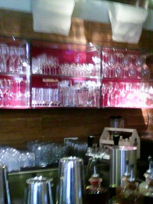 LEOPOLD Restaurant im Weingut von Winning by null