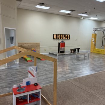 Giggles - Kids Activities Near Me - Glendale, Arizona