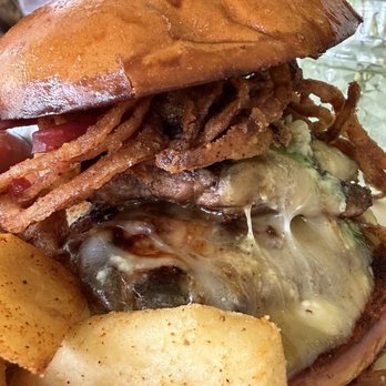 Queenstown Del Mar - Double lamb hamburger 6-2026 Queenstown, Dell Mar. - Burgers Near Me - Del Mar, California Queenstown Del Mar - Double lamb hamburger 6-2026 Queenstown, Dell Mar. - Burgers Near Me - Del Mar, California