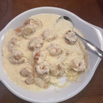 Olive Garden Italian Restaurant - I luv my pasta saucy like me :))) - Italian Near Me - Okemos, Michigan