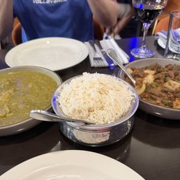 Murg saagwala, rice, bhindi do pyaza