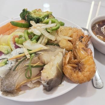 Golden Apple Buffet - Buffets Near Me - Saint Charles, Missouri