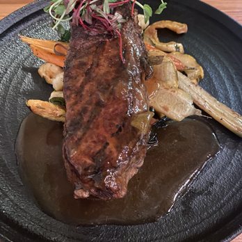 The Tree House Tavern & Bistro - Sirloin steak - New American Near Me - Warwick, Rhode Island