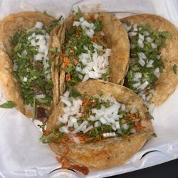 2 Taco Carne Molida/ Ground Beef Taco 2shredded Taco de Pollo Desmenuzado/shredded chicken Taco