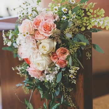 Florals By Jenny - ceremony flower clusters on the pews - Event Planning & Services Near Me