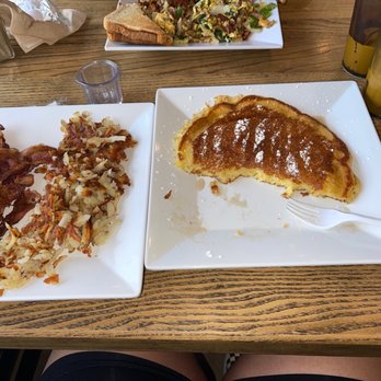 High Tide Kitchen - Big breakfast minus the eggs sub bacon - Cafes Near Me - Daytona Beach, Florida High Tide Kitchen - Big breakfast minus the eggs sub bacon - Cafes Near Me - Daytona Beach, Florida