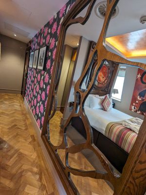 Le Monde Hotel by null