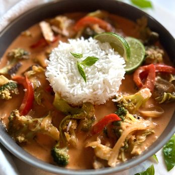 WaistLess Foods - Vegetable Red Curry - Personal Chefs Near Me WaistLess Foods - Vegetable Red Curry - Personal Chefs Near Me