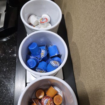 Hampton Inn Billings - At the coffee station - Hotels Near Me - Billings, Montana Hampton Inn Billings - At the coffee station - Hotels Near Me - Billings, Montana