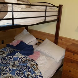 Hide-A-Way Waterfront Cottages - Cove 2
