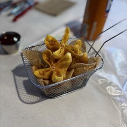 Wow the crab - Crab rangoons