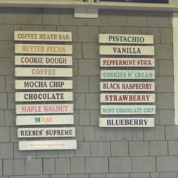 Th' Ice Cream Barn - Homemade ice cream flavors.