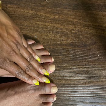 The Nail Spot & Spa - And my polish is already coming up from my toes! She didn't listen and polished them the wrong color! - Nail Salons Near Me - Houston, Texas The Nail Spot & Spa - And my polish is already coming up from my toes! She didn't listen and polished them the wrong color! - Nail Salons Near Me - Houston, Texas