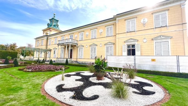 Museum of King Jan III's Palace at Wilanów by null