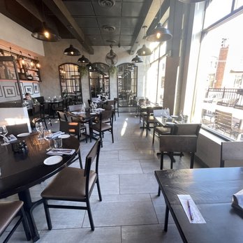 Culaccino - Dining room. - Italian Near Me - Franklin, Tennessee Culaccino - Dining room. - Italian Near Me - Franklin, Tennessee